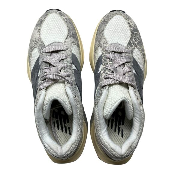New Balance Sneakers Mens 6 Grey Snakeskin Animal Print UWRPDNBS Activewear Run - Picture 9 of 10